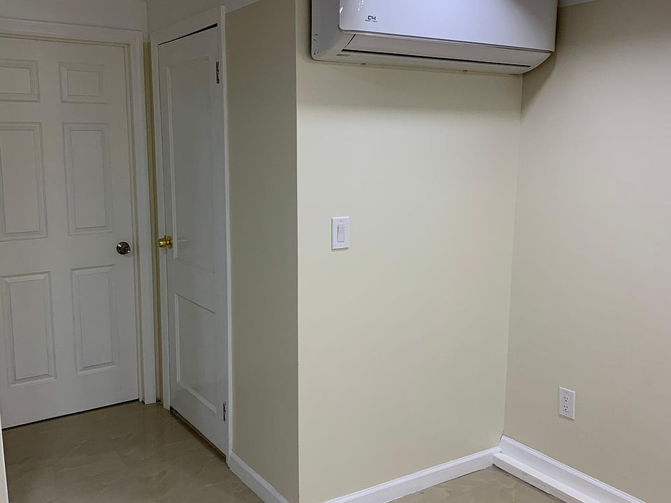 1st image of 2415 Young Ave