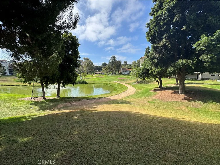 5510 Paseo Del Lago W #2B — Photo 26