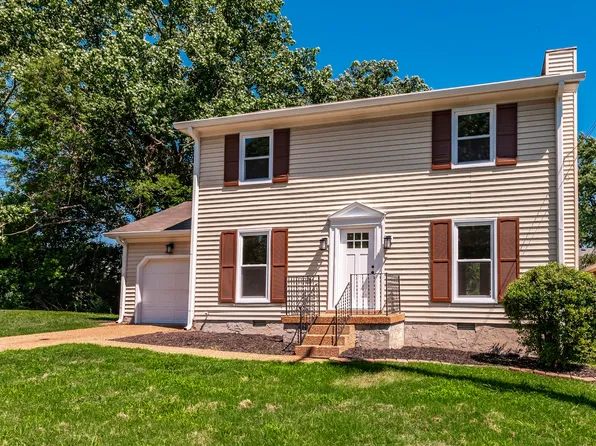 123 White Oak Way, Hendersonville, TN 37075