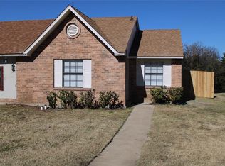 7049 Pineberry Rd, Dallas, TX 75249