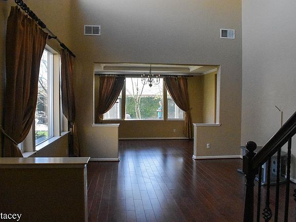 3rd image of 3445 Tiziano Ct