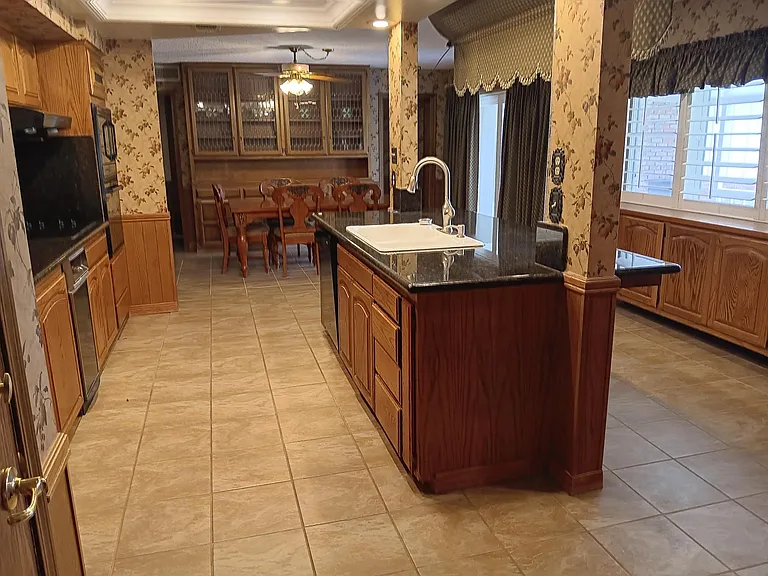 5917 Burke Way — Photo 6