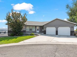 109 Highland Ct, Selah, WA