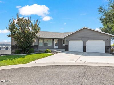 109 Highland Ct, Selah, WA, 98942