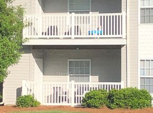 704 Saint Andrews Dr APT 18, Wilmington, NC 28412
