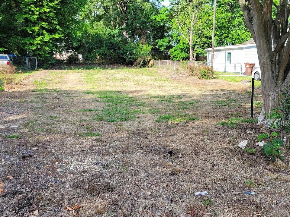 1st image of 704 Divine St #21