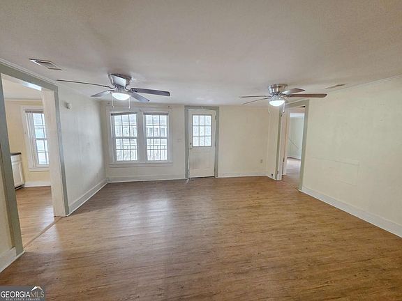 3rd image of 188 Holmesville Rd