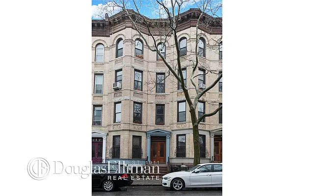 Sold by Douglas Elliman | media 14