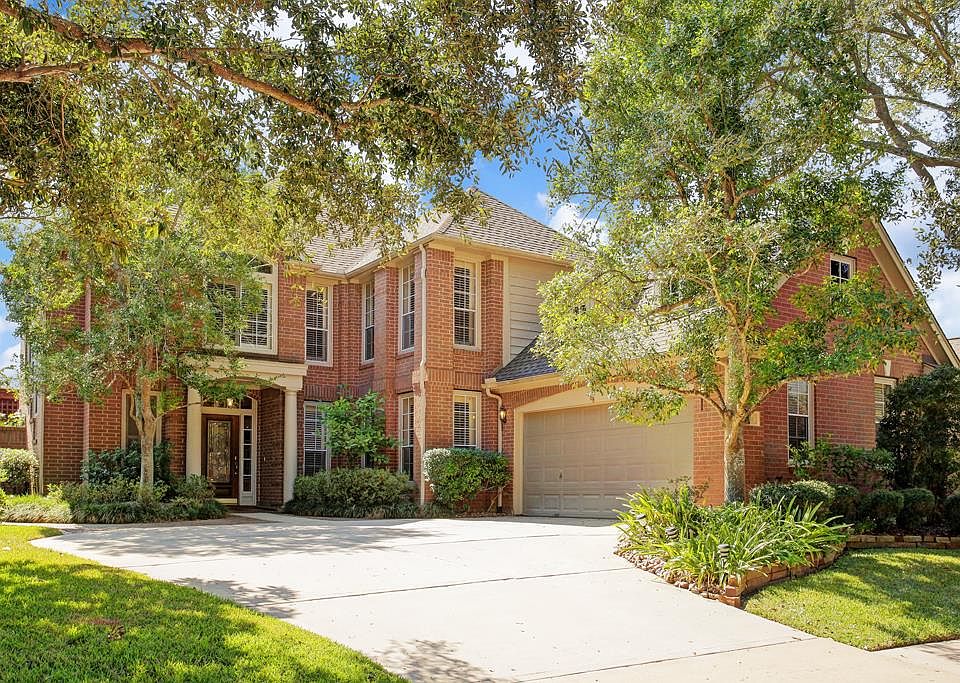 1st image of 13811 Aspen Cove Dr