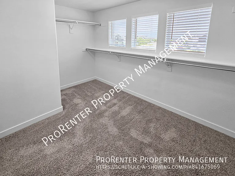 1152 W Beacon Way — Photo 17