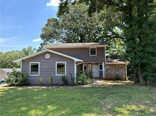 1098 To Lani Farm Rd, Stone Mountain, GA 30083