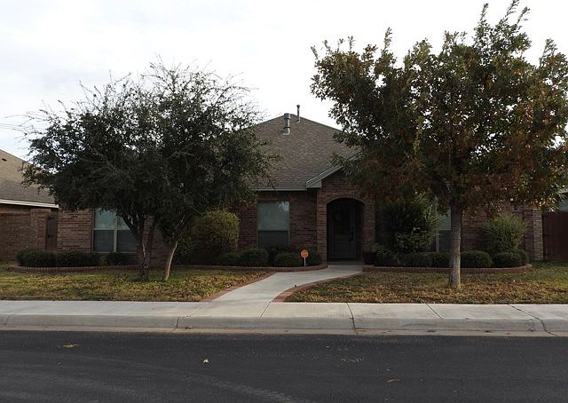 1st image of 3507 Coquina Ln