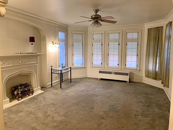 2nd image of 8908 S Blackstone Ave