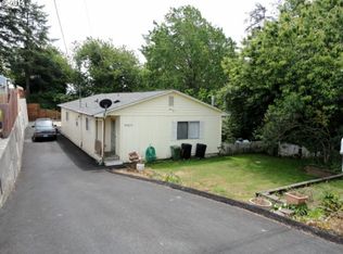 93622 Bay Park Ln, Coos Bay, OR