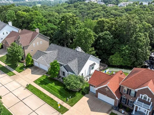 752 Grand View Ridge Ct, Eureka, MO 63025