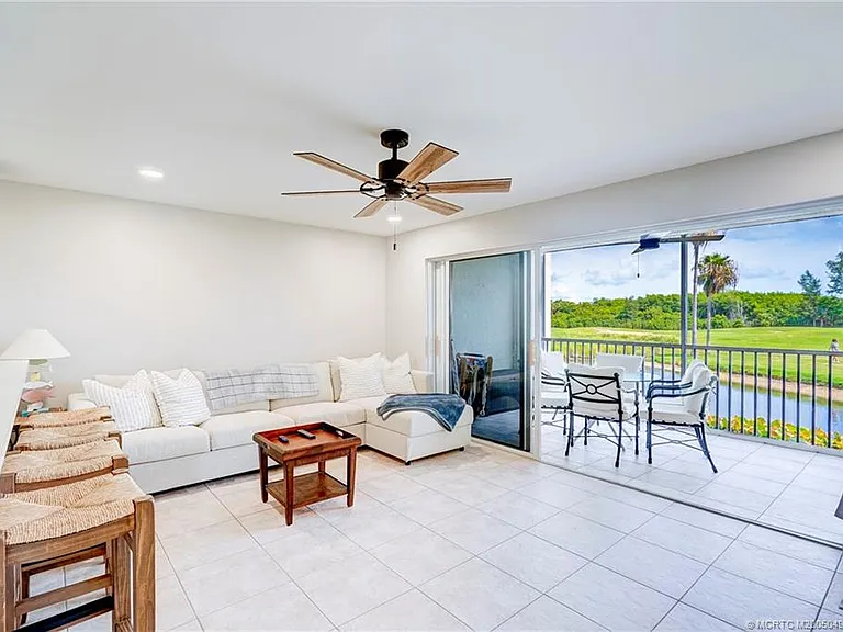 5539 NE Gulfstream Way — Photo 12