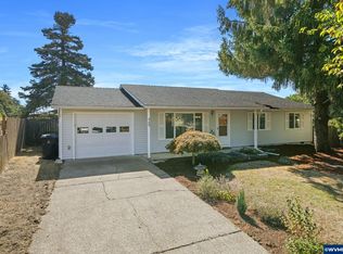 468 29th Pl, Philomath, OR 97370