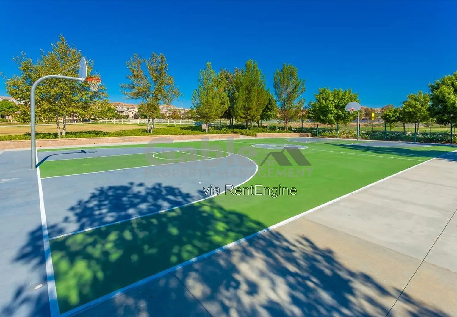 3 bed, 3.0 bath, 1678 sqft, $3,800 — Photo 2