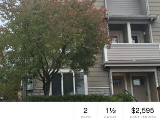3812B Interlake Ave N, Seattle, WA 98103