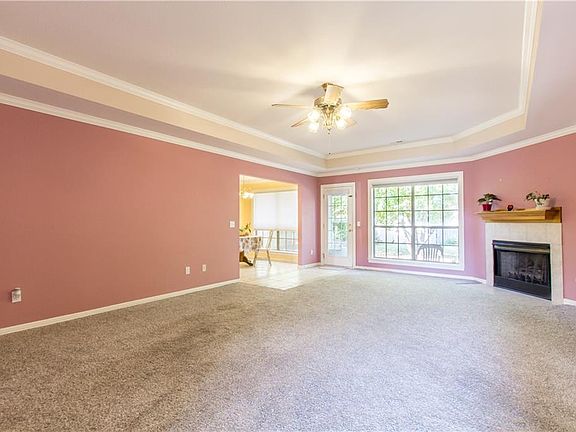 3rd image of 1429 S Deerfield Way