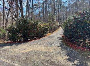 5530 Neal Rd, East Bend, NC 27018