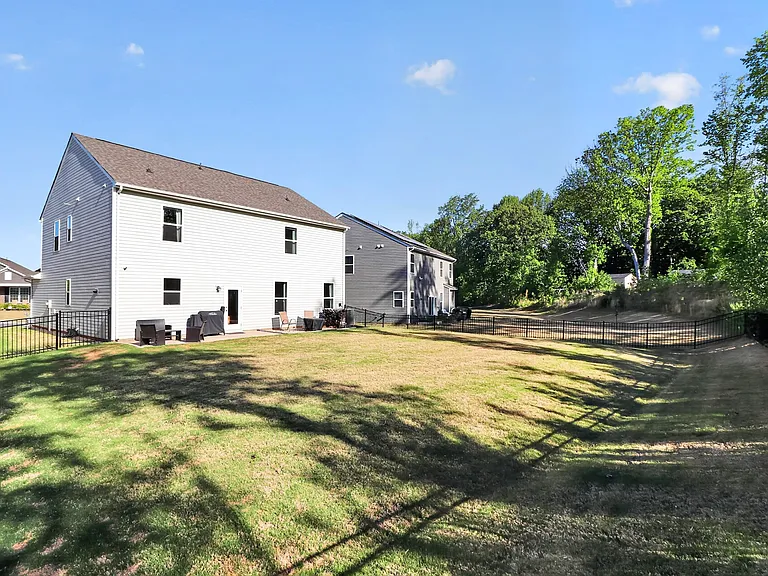 7132 Wheyfield Dr — Photo 35