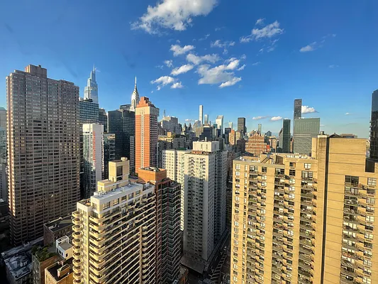 Rented by Thrasher Real Estate | media 3