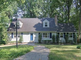 21 Coolidge Dr, Berkeley Heights, NJ 07922