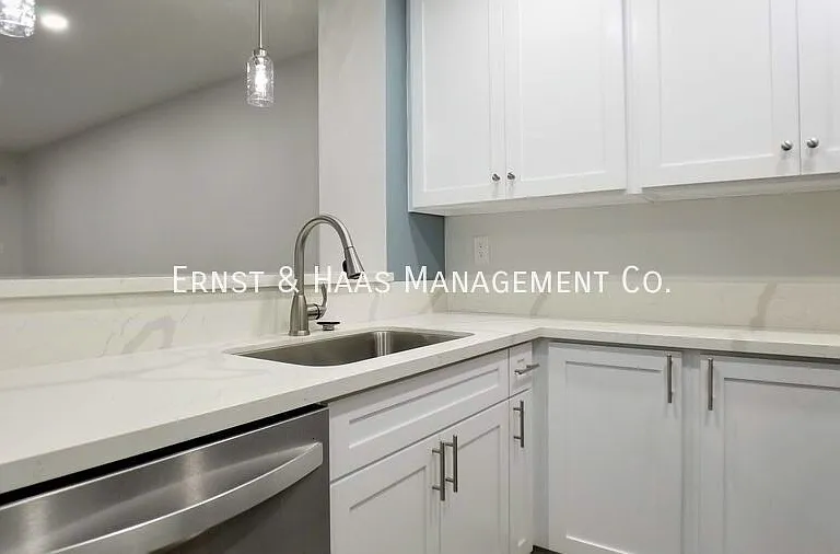 7890 E Spring St #4Q — Photo 8