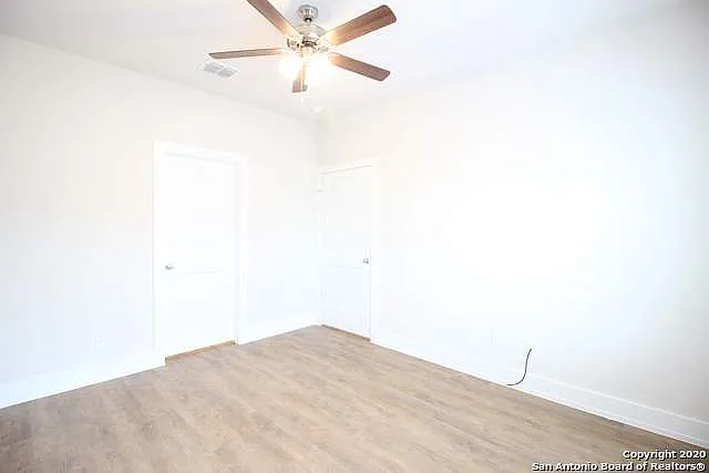 250 Topaz — Photo 12