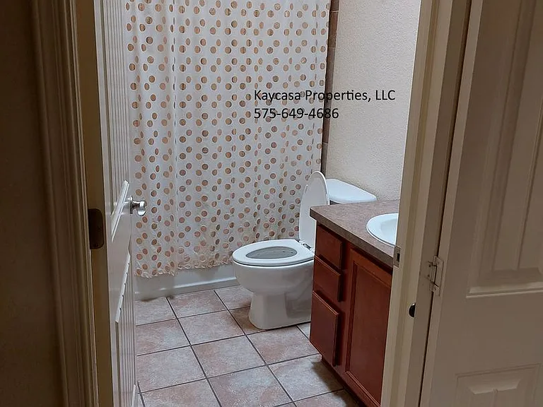 2417 Cortina Mnr — Photo 16