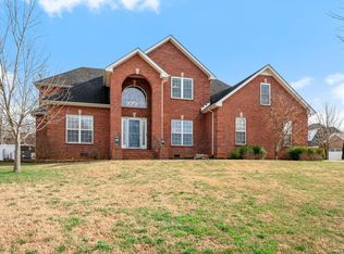 1184 Ithaca St, Murfreesboro, TN 37130