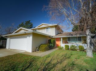 8915 La Riviera Dr, Sacramento, CA 95826