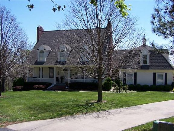 2nd image of 22911 NW Ashford Ct