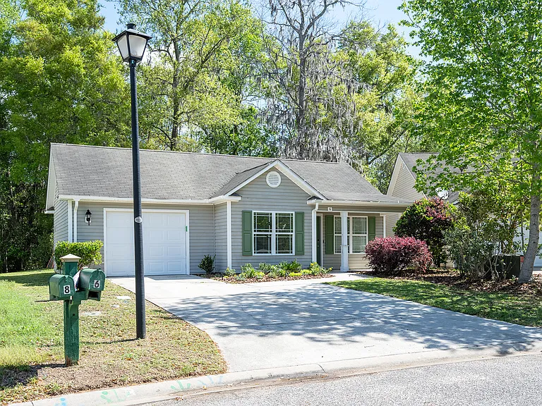 6 Arbormeade Cir — Photo 2