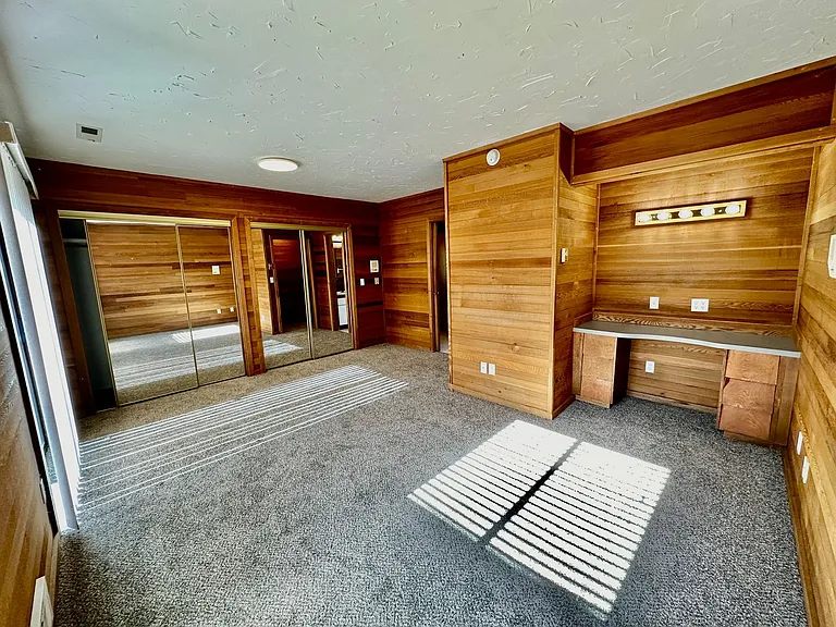 1204 N Brooklane St — Photo 25