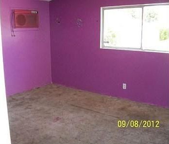 4th image of 16786 Lacy St