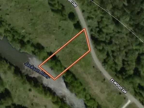 28 Elwood Dr, Hot Springs, VA 24445