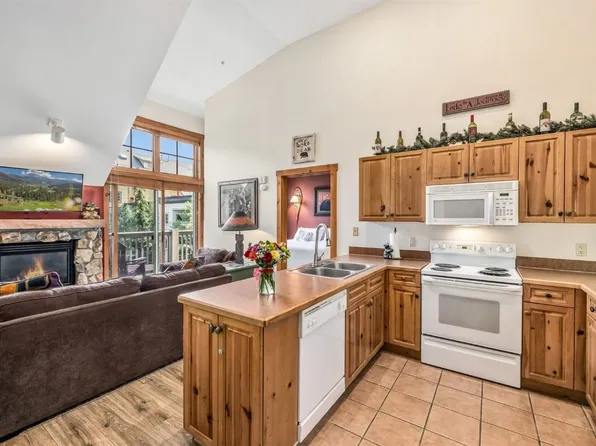 135 Dercum Dr Unit 8630, Dillon, CO 80435