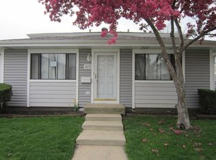 1419 Sutter Dr, Hanover Park, IL 60133