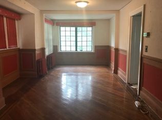 8201 Grenfell St, Jamaica, NY 11415