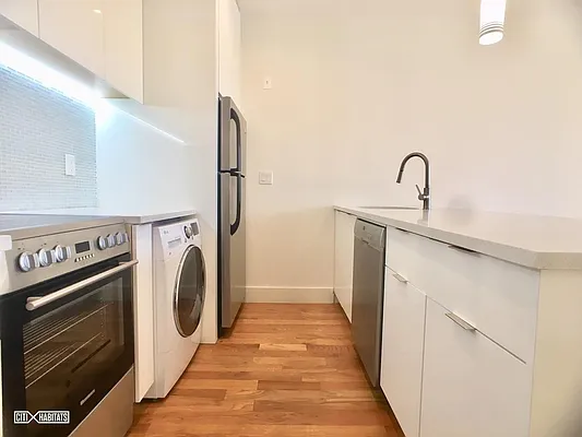 Rented by Citi Habitats | media 3