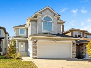44 N Rocky Ridge Close NW, Calgary, AB T3G 4X1