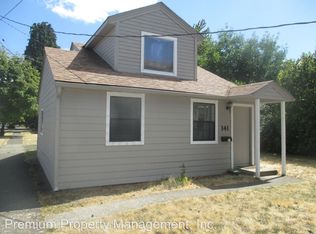 141 SE Ash St, Dallas, OR 97338