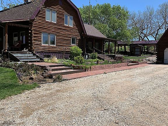 4th image of 4856 N Bowen Dr