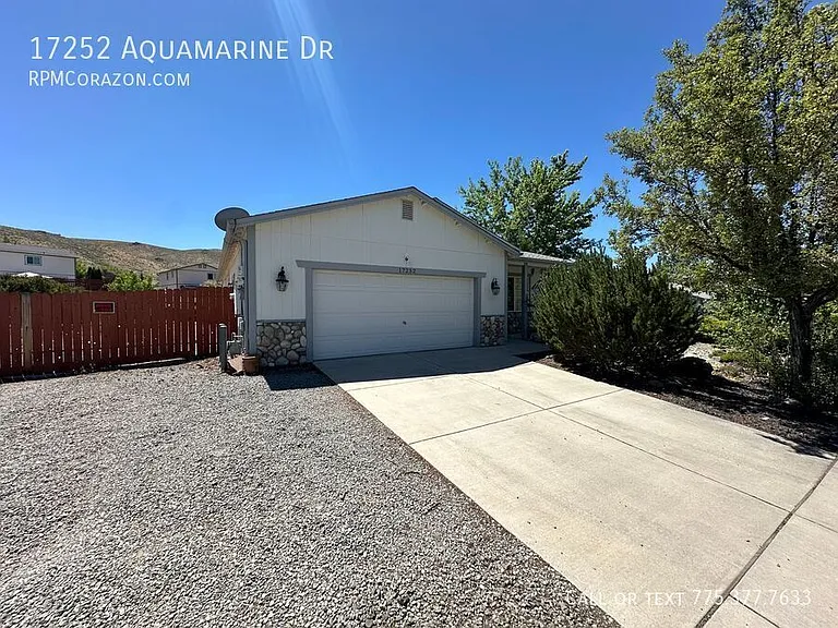17252 Aquamarine Dr — Photo 3