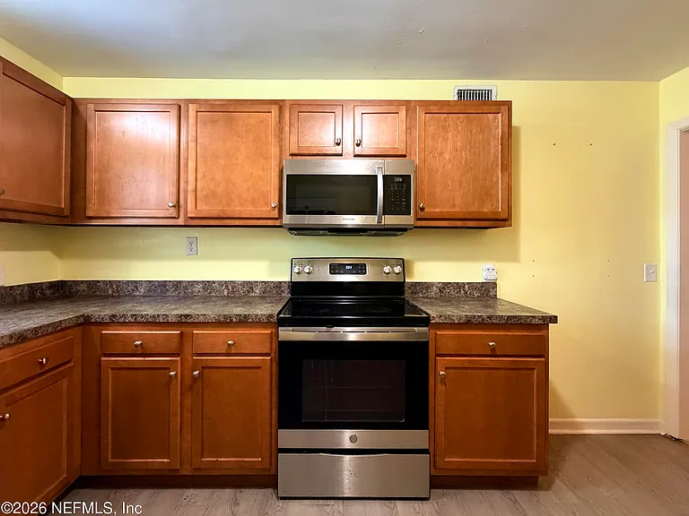 4037 Conga St — Photo 13