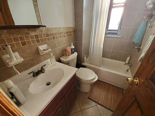 Rented by Brooklyn Property Group LLC | media 19