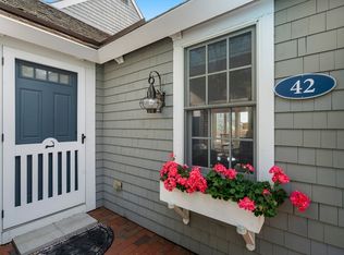 42 Landmark Ave #42, Mashpee, MA 02649