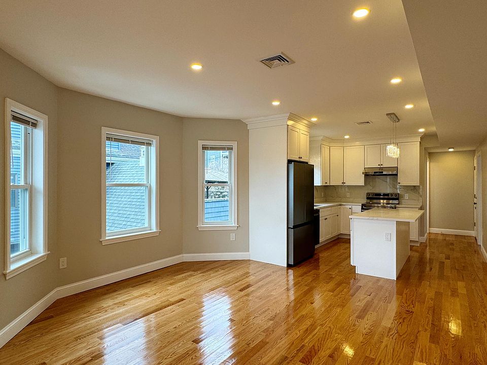 88 Wyoming Ave FLOOR 2, Malden, MA 02148 Zillow